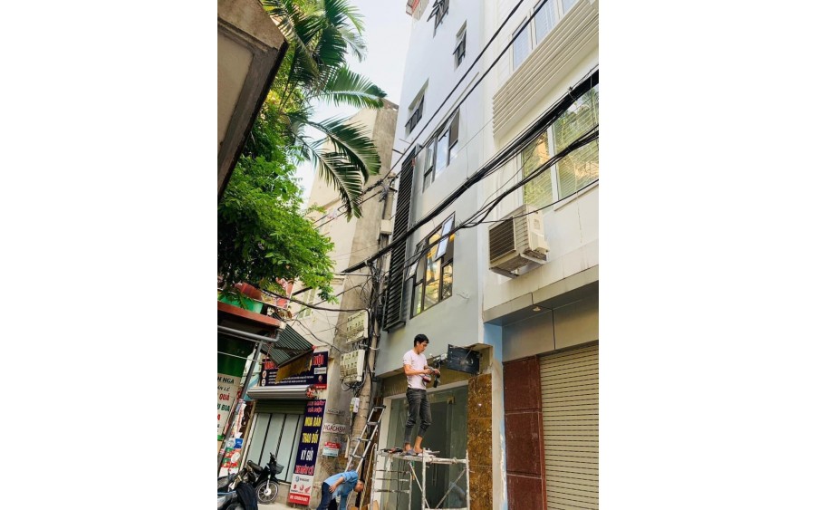 Cho thuê MBKD SPA, VP CÔNG TY Ngõ oto Dịch Vọng Hậu, 35m2, 5 tầng, 8 ngủ, 5 WC,  30 triệu (ctl)